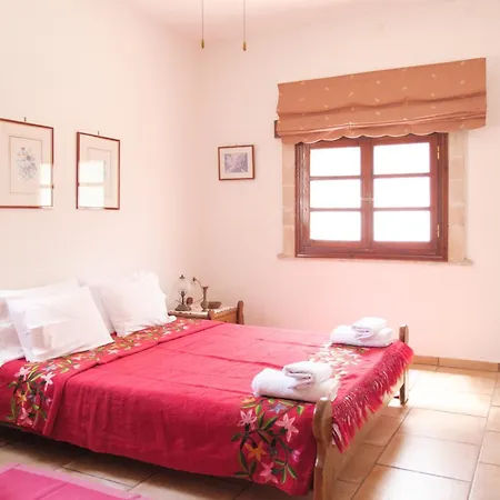 Charming With View Country house *